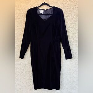 Talbots Women Size 8 Black Velvet Long Sleeve Zip Up V-Neck Midi Sheath Dress